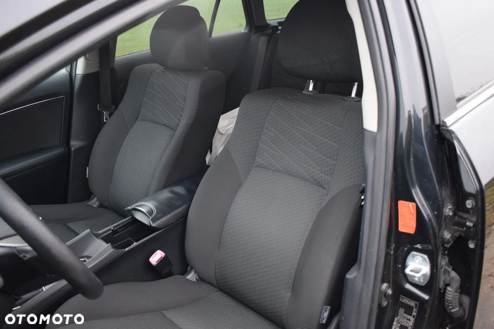 Toyota Avensis 2.2 D-CAT Executive - 16