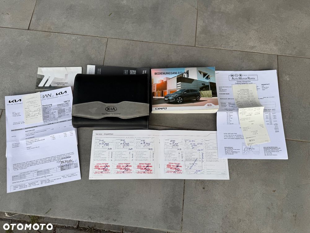 Kia Ceed - 11