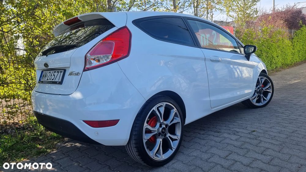 Ford Fiesta 1.5 TDCi Ambiente - 32