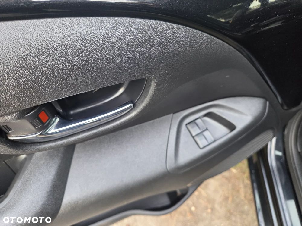 Toyota Aygo x-play touch - 17