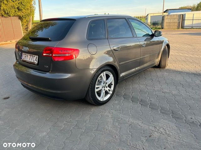 Audi A3 Sportback 1.6 TDI Ambition - 8