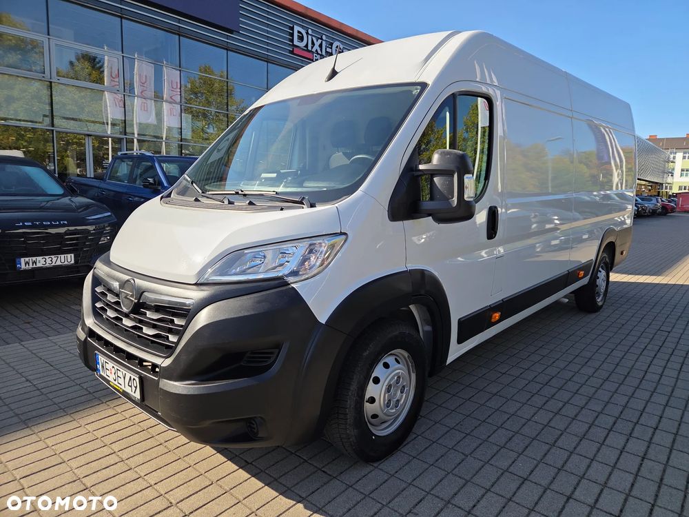 Opel Movano