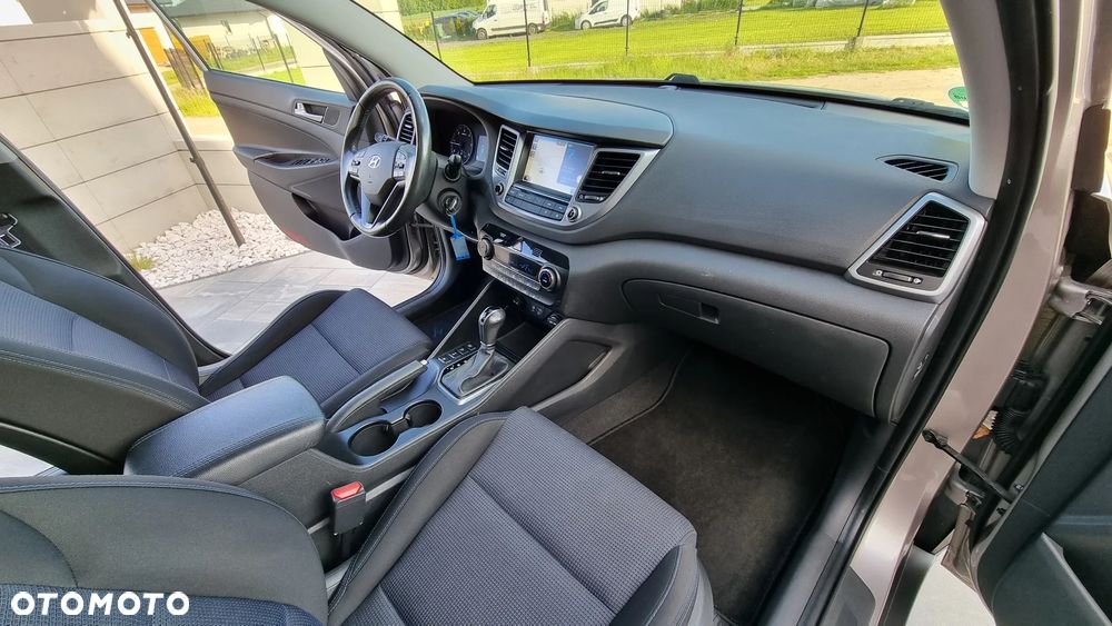 Hyundai Tucson 2.0 CRDi 4WD Automatik Intro Edition - 20