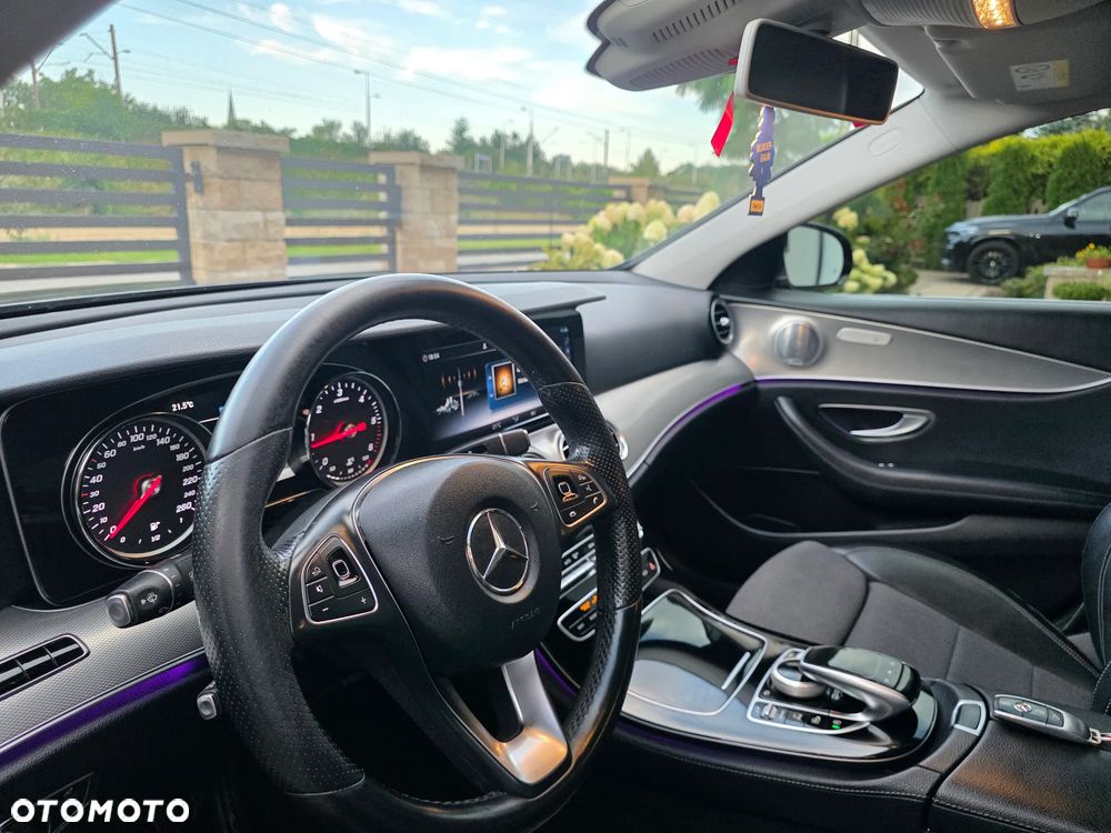 Mercedes-Benz Klasa E 220 d 9G-TRONIC Avantgarde - 19
