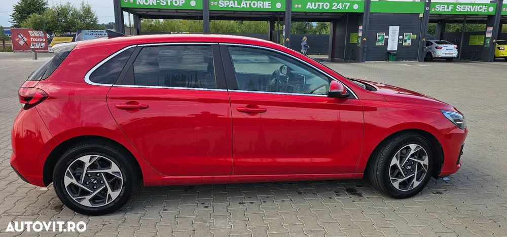 Hyundai i30 1.5 T-GDI 140CP M/T MHEV Highway - 6