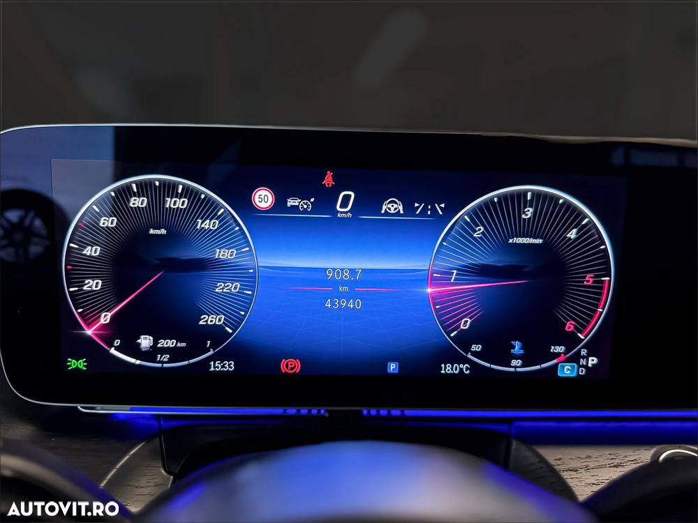 Mercedes-Benz V 300 d extralang 4Matic 9G-TRONIC Avantgarde - 27