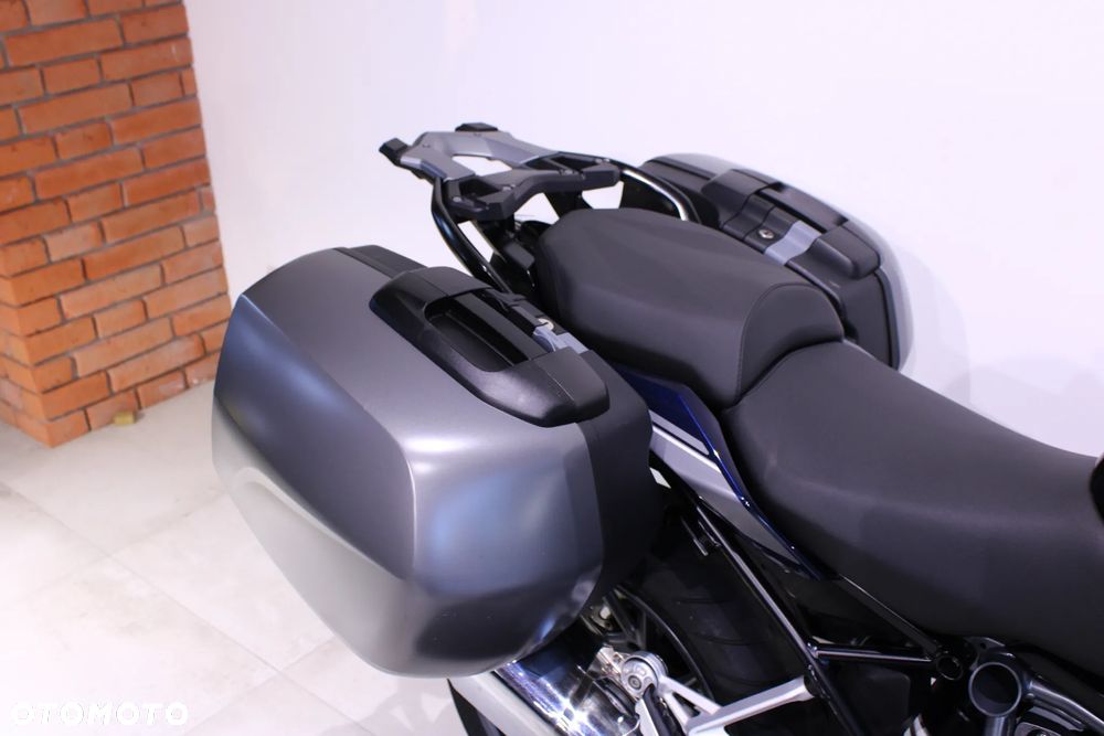 BMW R - 33