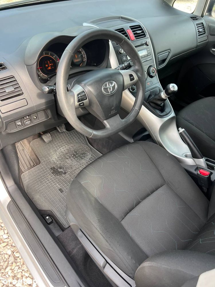 Toyota Auris 1.6 Luna Start - 8