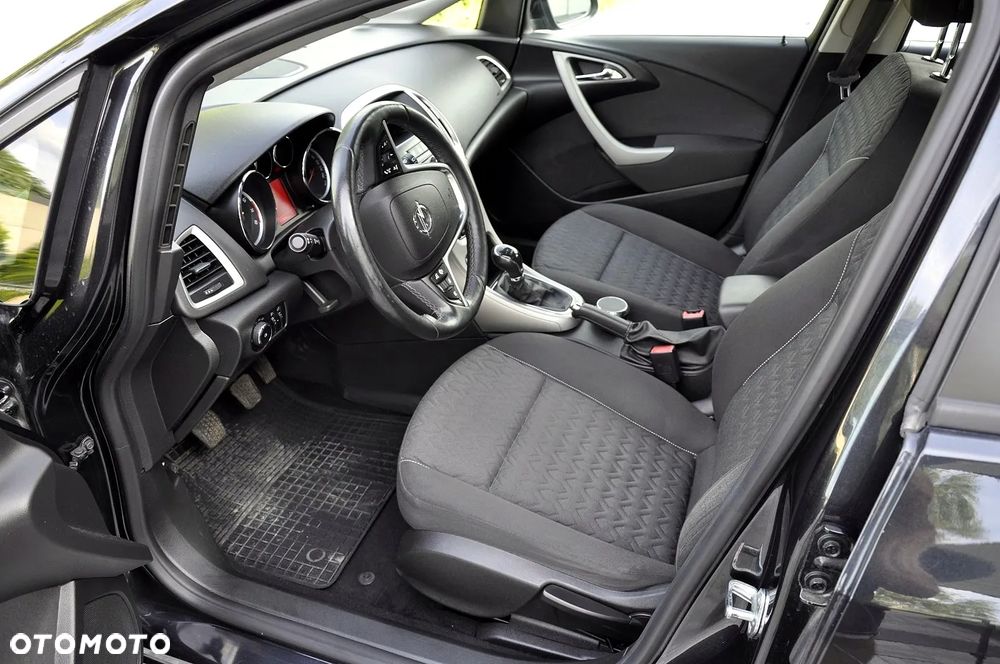 Opel Astra - 10