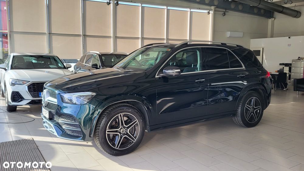 Mercedes-Benz GLE - 1