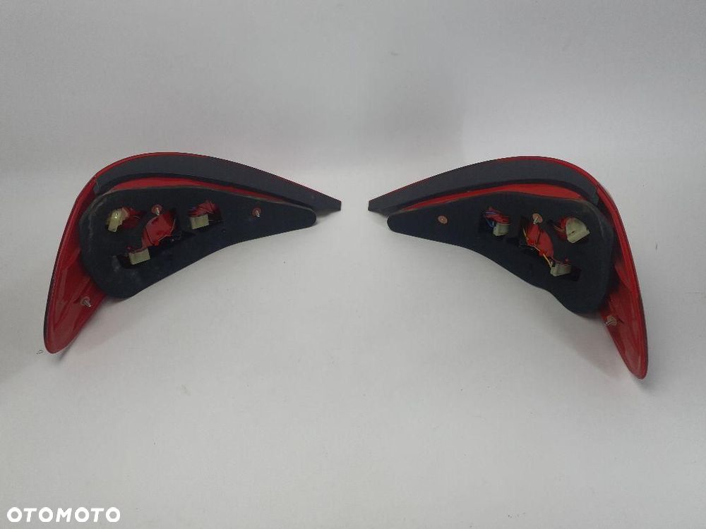 LAMPA TYŁ ORYGINAŁ HELLA MERCEDES SL R230 A2308200164 A2308200264 - 7