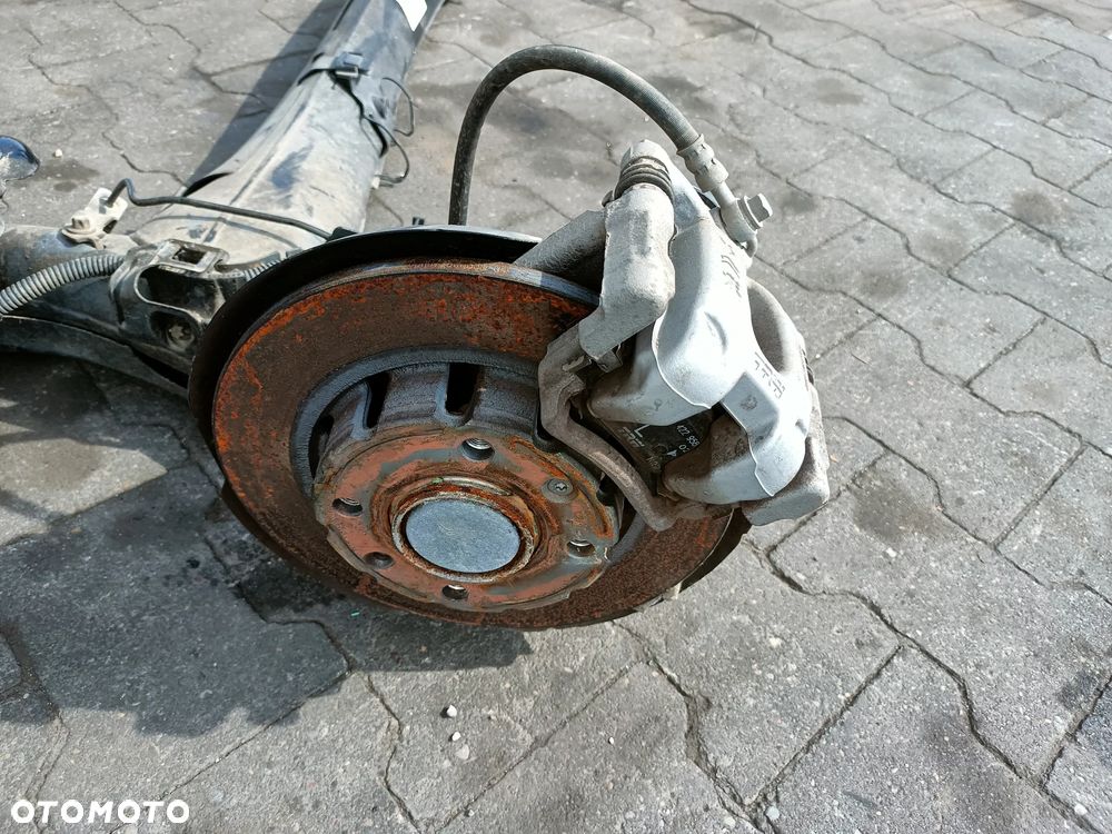 BELKA OŚ ZAWIESZENIA TYŁ OPEL CORSA F - 3