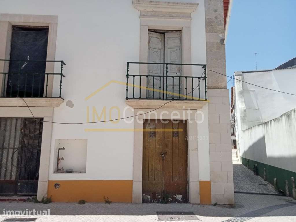 Prédio || Centro histórico |Torres Novas - Grande imagem: 5/60