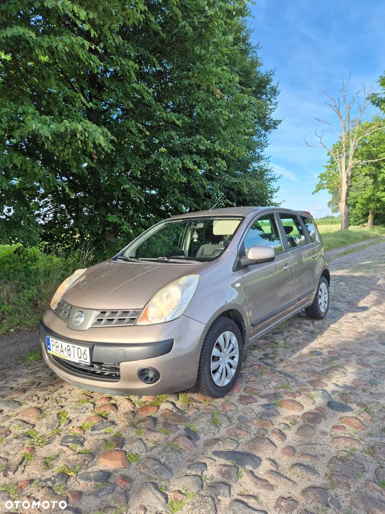 Nissan Note - 1
