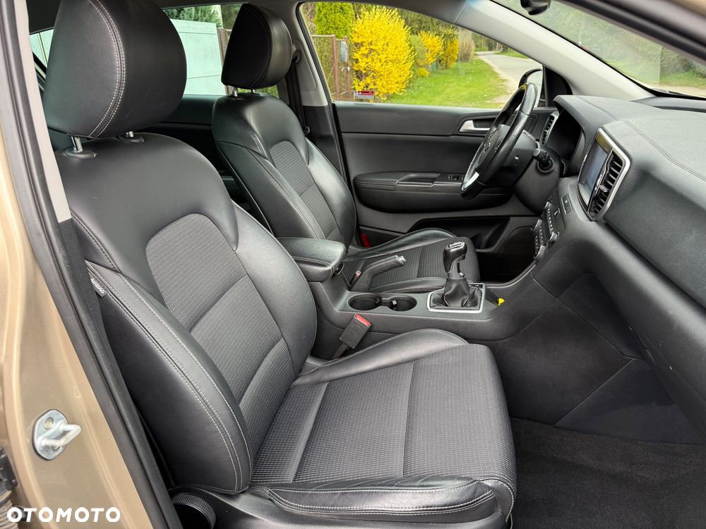 Kia Sportage 1.6 GDI 2WD VISION - 12