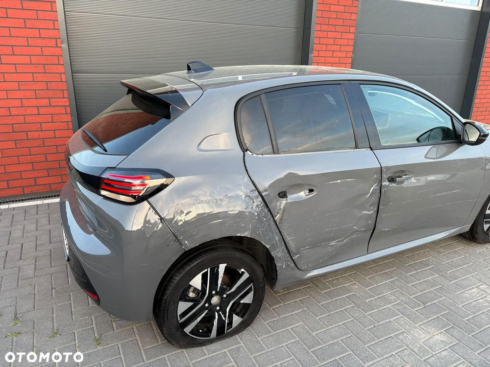 Peugeot 208 - 27