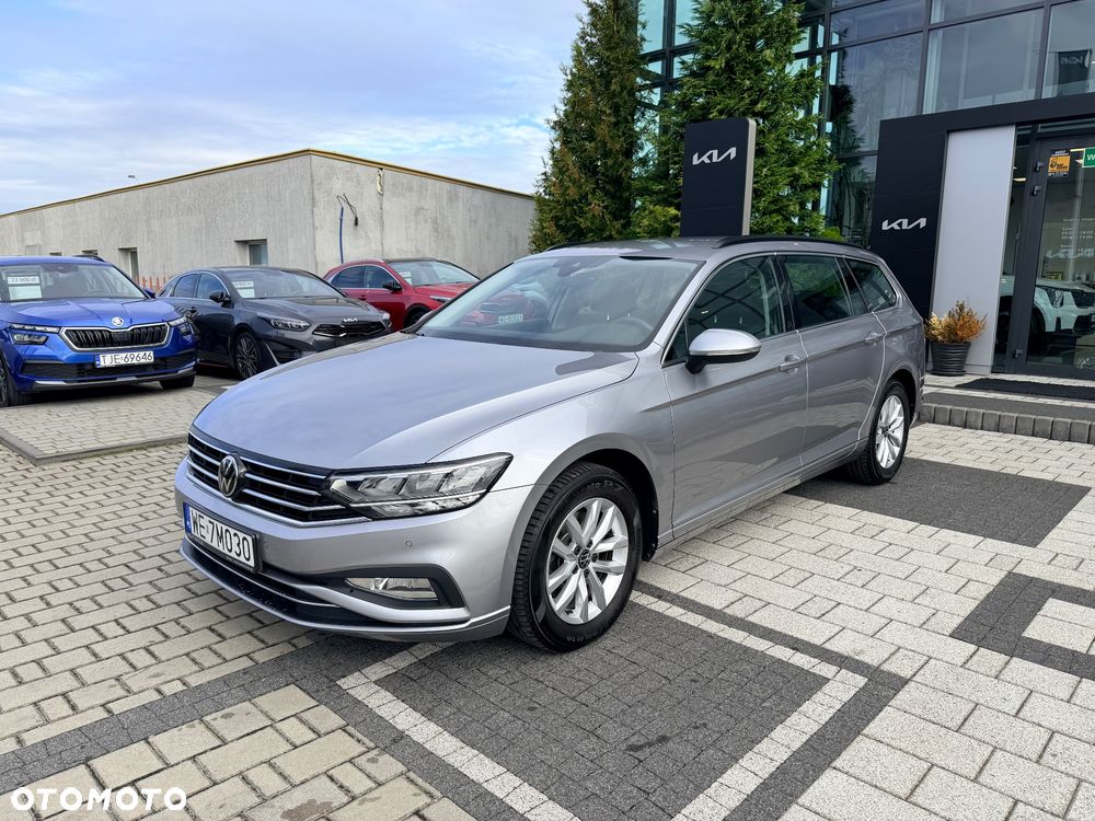 Volkswagen Passat Variant 1.5 TSI EVO Business DSG - 4