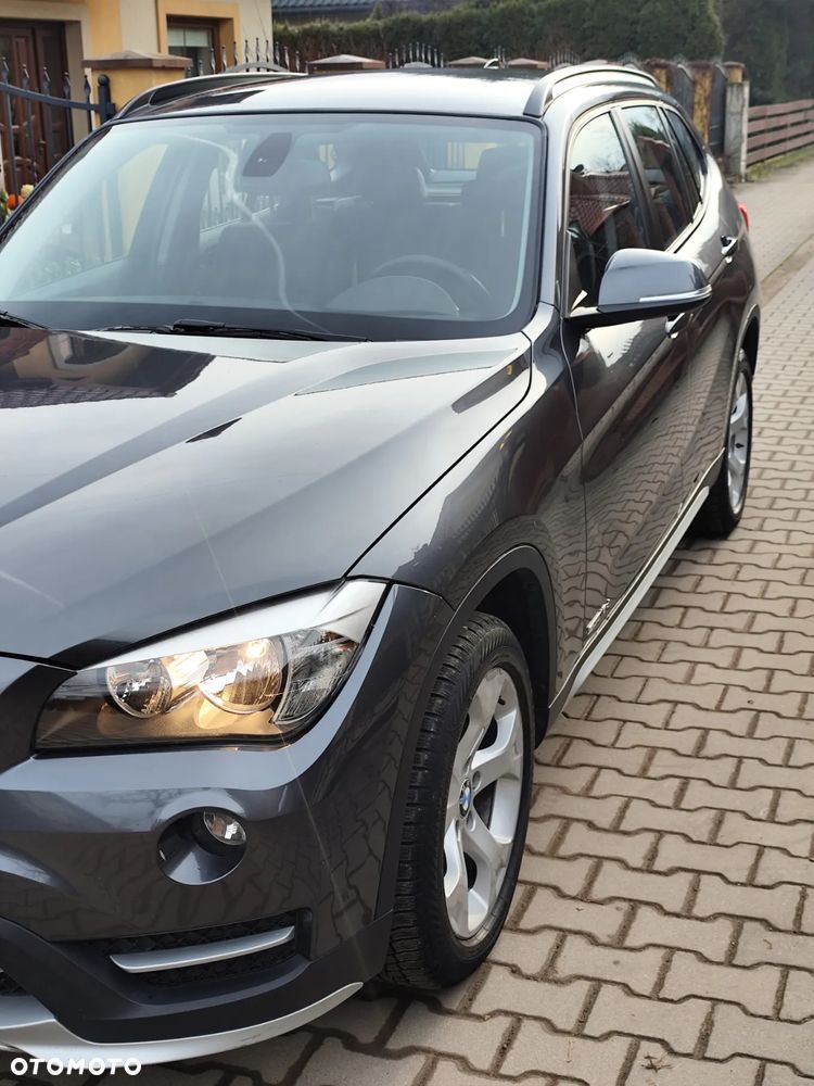 BMW X1 sDrive16d xLine - 24