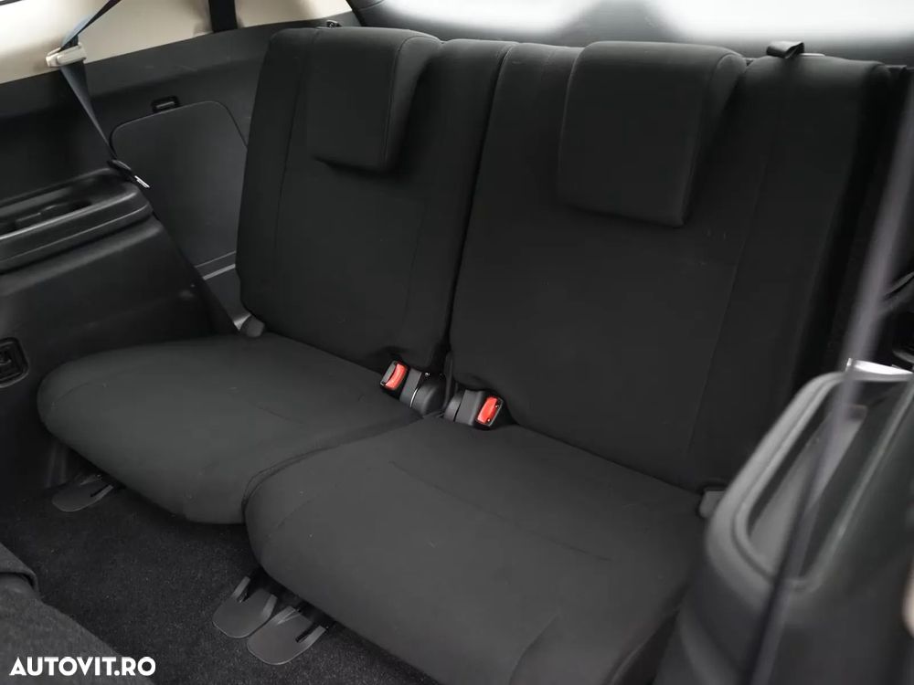 Mitsubishi Outlander 2.2 DI-D 4WD Instyle - 24