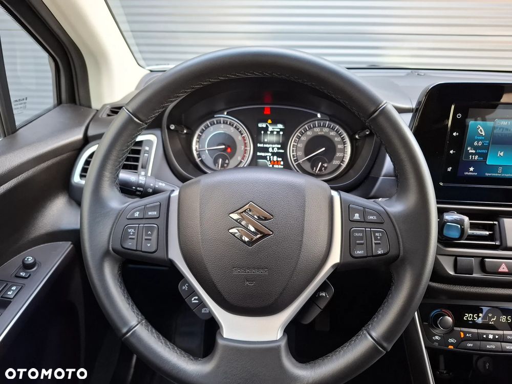 Suzuki SX4 S-Cross - 17