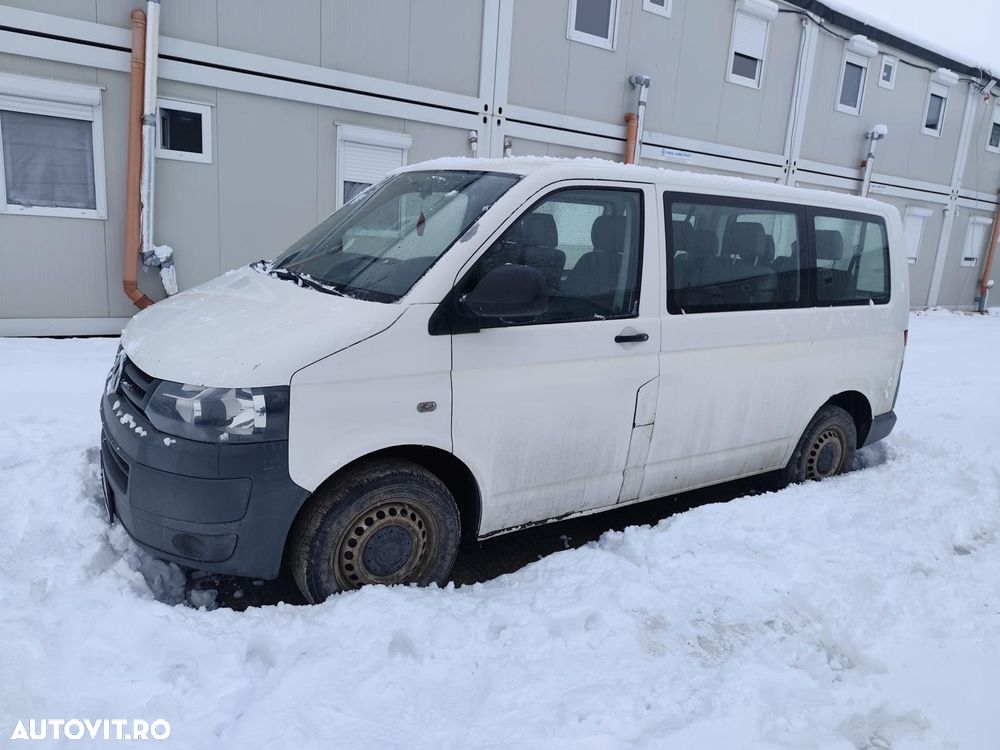 Volkswagen Transporter - 1