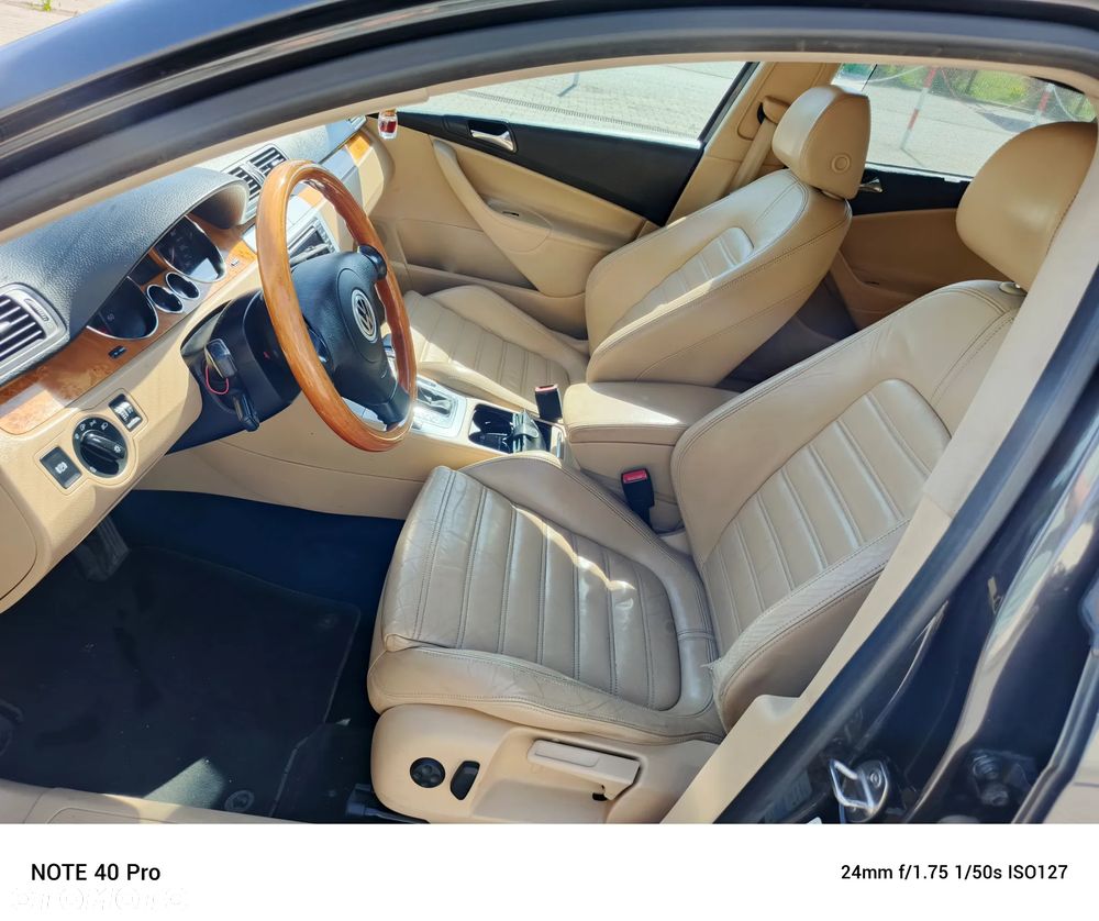 Volkswagen Passat 2.0 TDI DPF Sportline DSG - 15