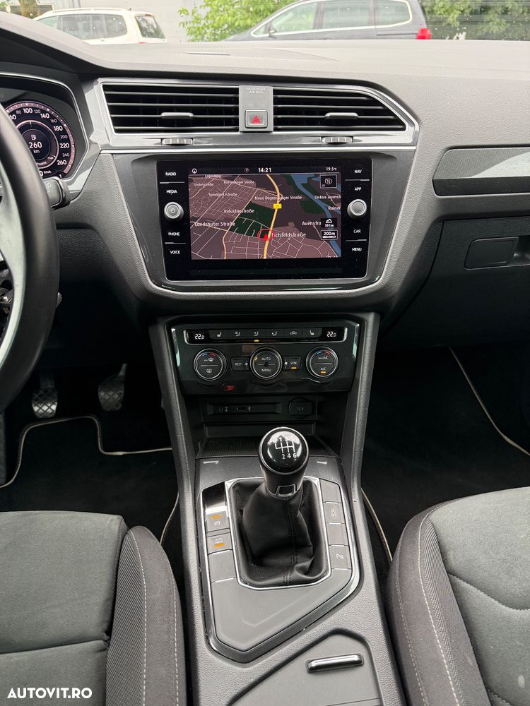 VOLKSWAGEN Tiguan 2018 — imagine 15