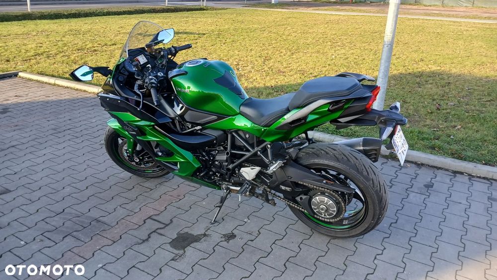 Kawasaki Ninja H2 SX - 9