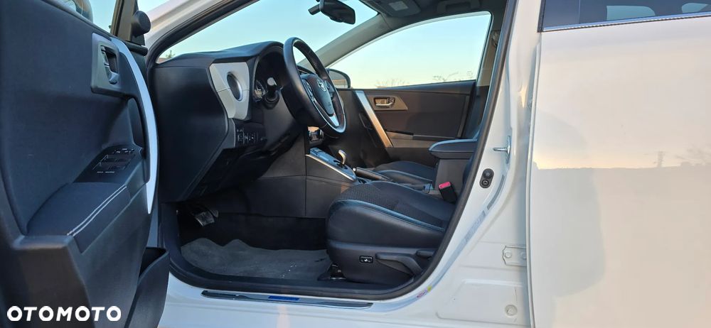 Toyota Auris 1.8 HSD Luna - 5