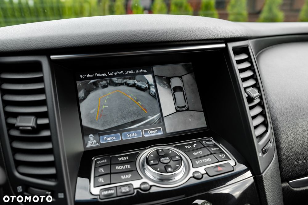 Infiniti FX FX30d AWD S - 34