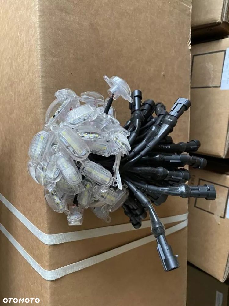 Lampki , atrapy Ford F150 15-20, białe - 1