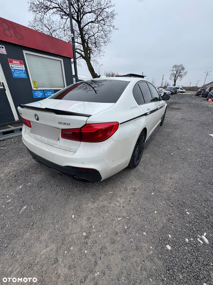 BMW Seria 5 530i xDrive M Sport sport - 16