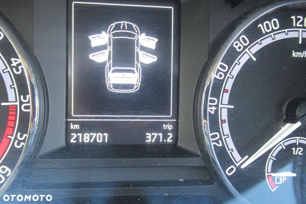 Skoda Octavia 1.6 TDI Ambition - 4