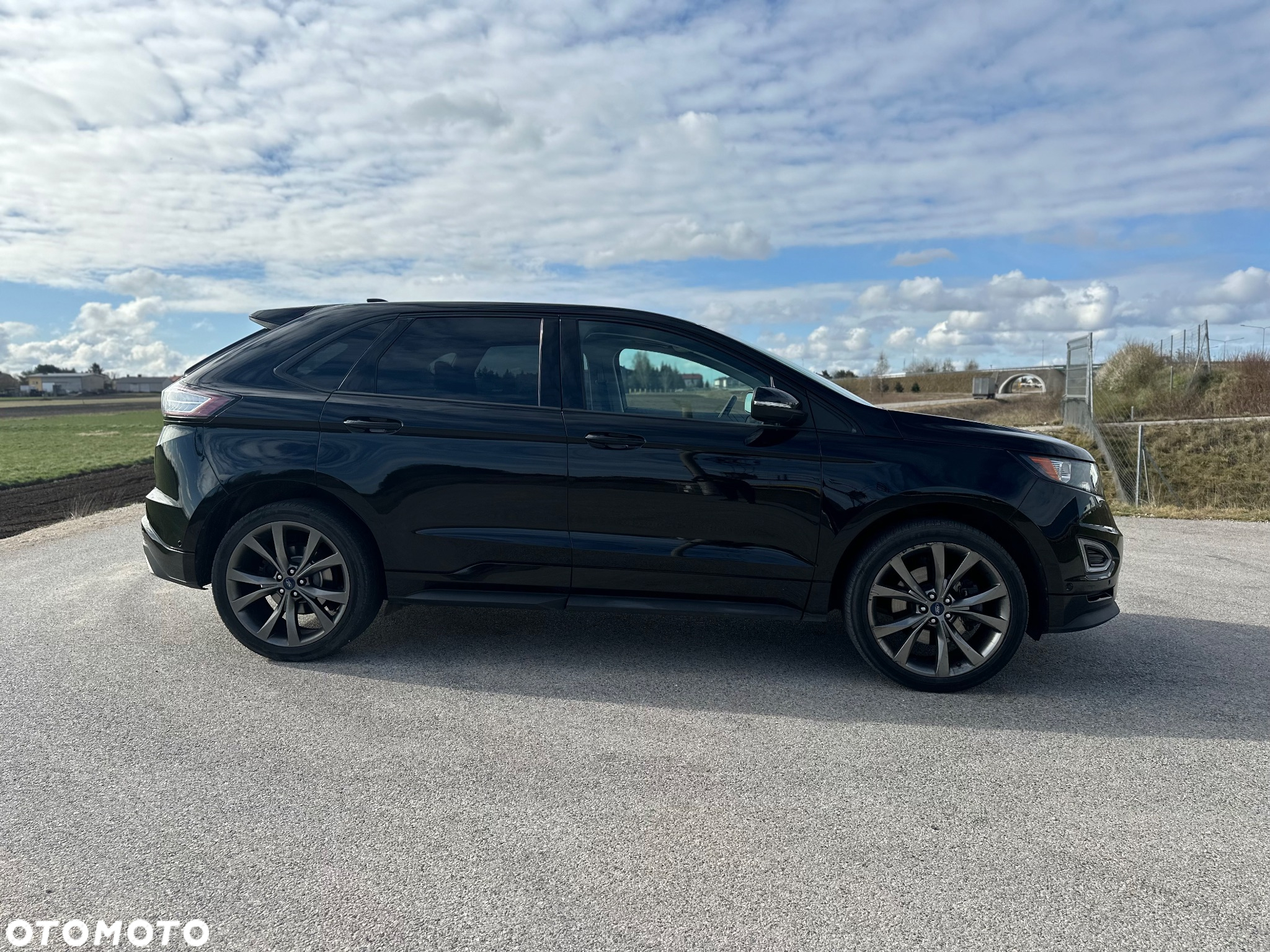 Ford Edge - 4