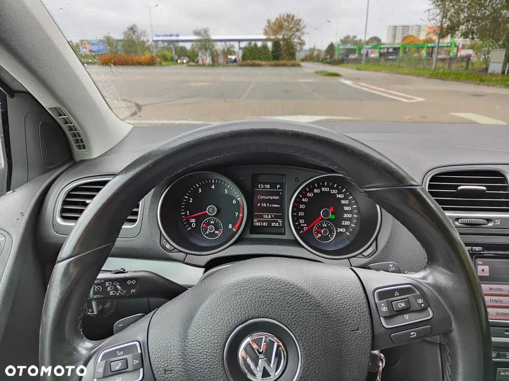 Volkswagen Golf 1.4 TSI Highline DSG - 2
