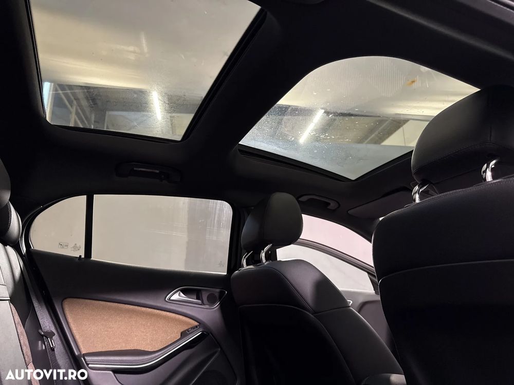 Mercedes-Benz GLA 250 4MATIC Aut. - 24