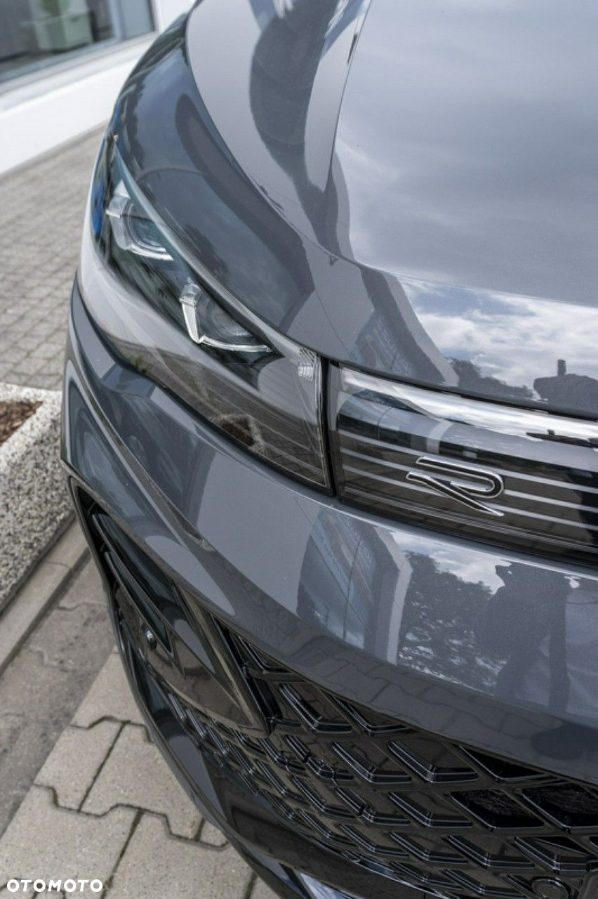 Volkswagen Tiguan - 12