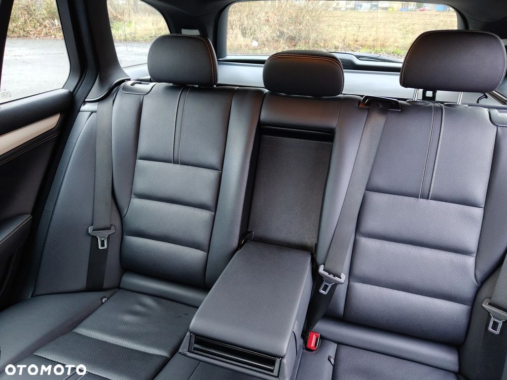 Mercedes-Benz Klasa C 220 CDI 7G-TRONIC Avantgarde Edition - 29