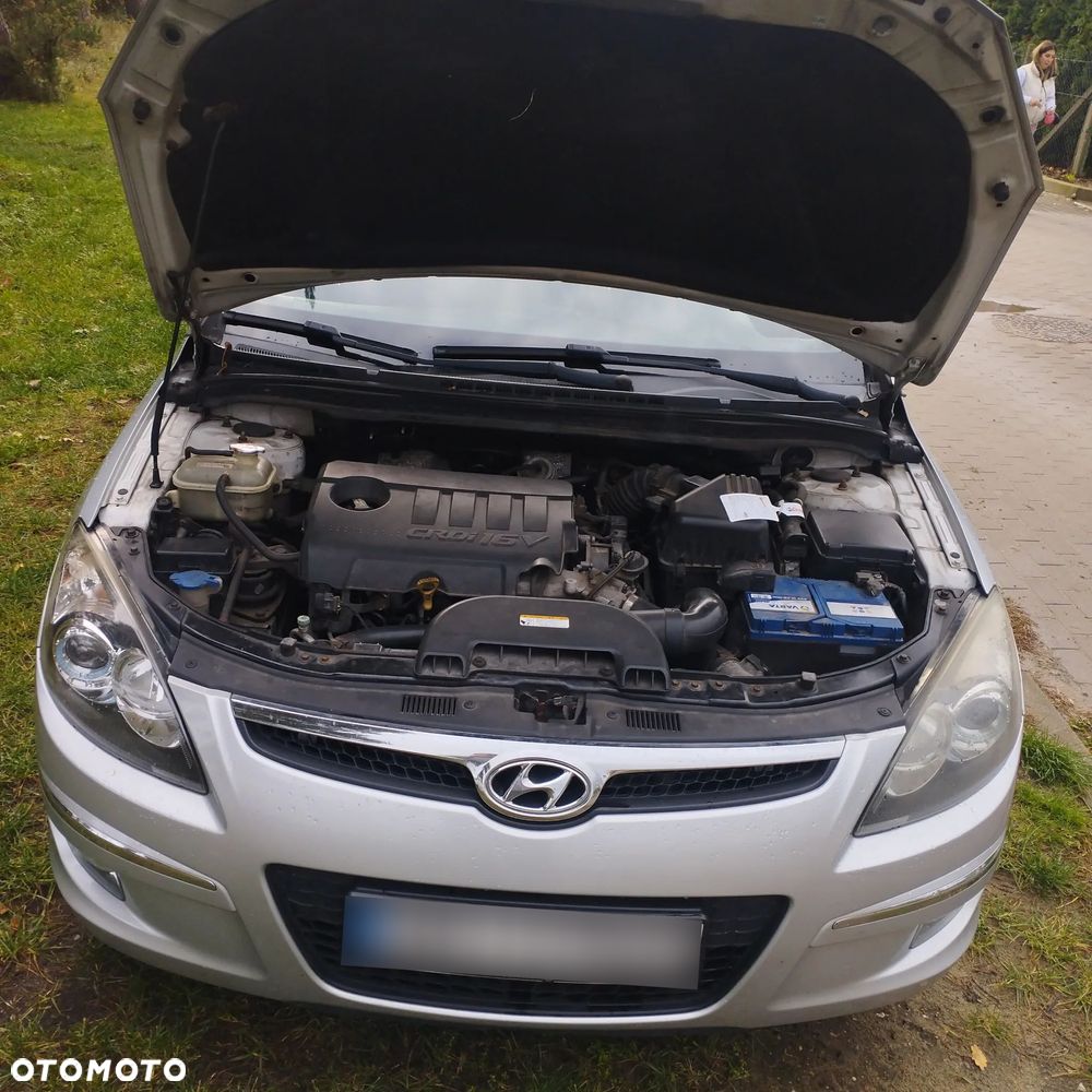 Hyundai i30 1.6 CRDi Classic + - 19