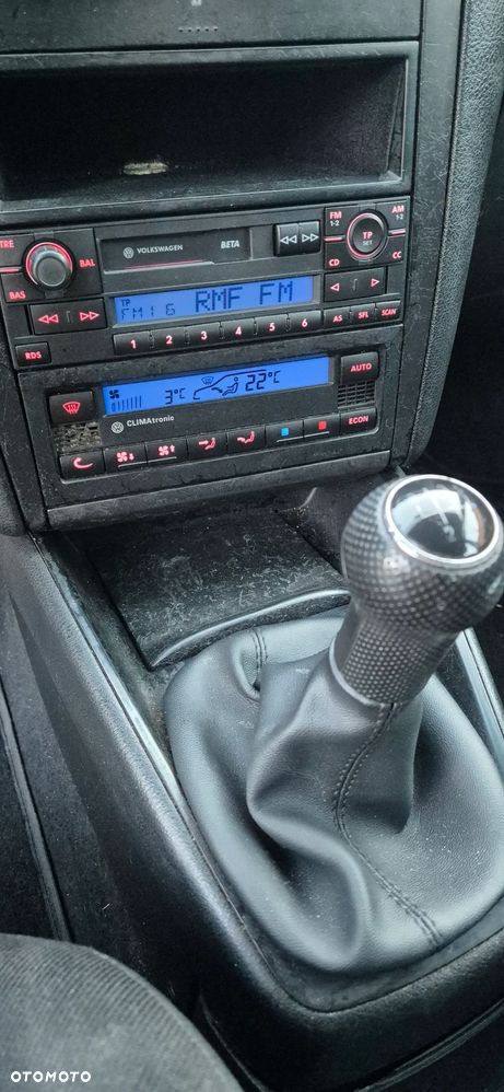Volkswagen Golf 1.6 - 9