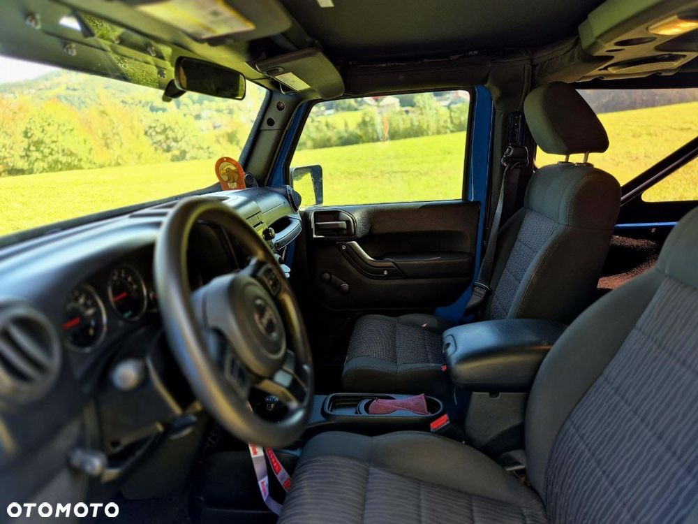 Jeep Wrangler 3.8 Sport - 5