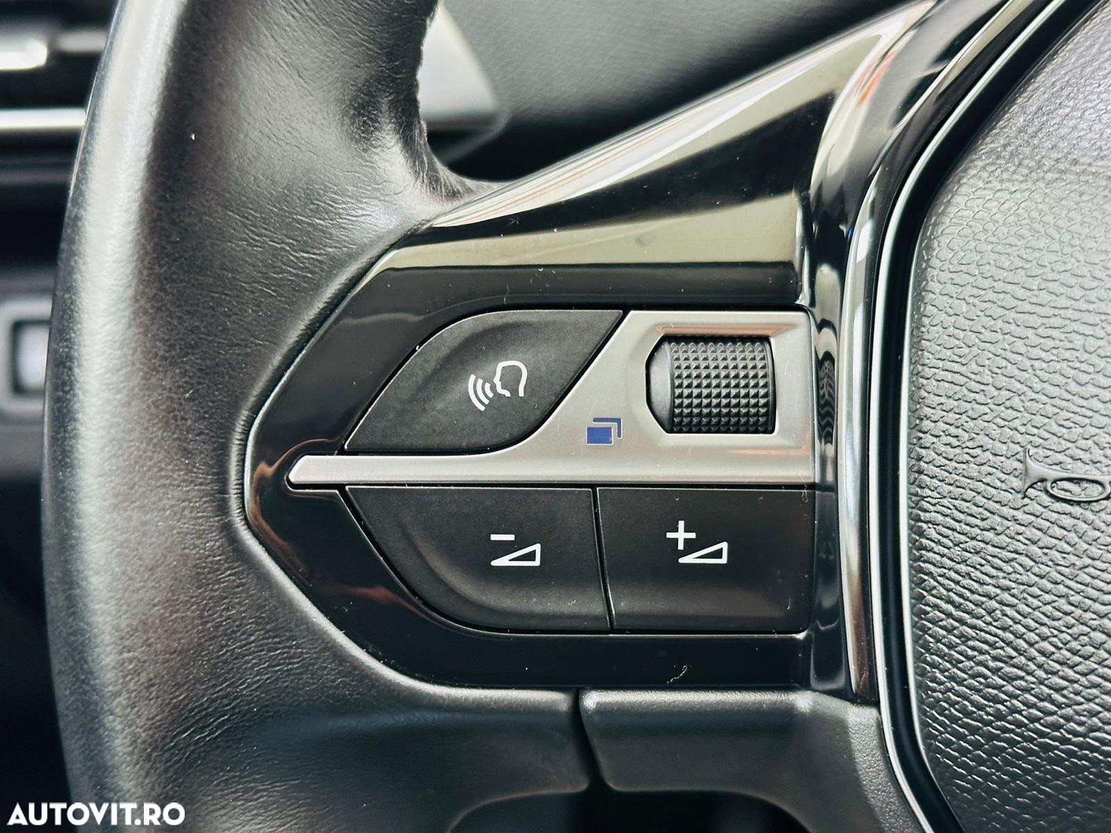 Peugeot 3008 PureTech 130 Stop & Start GPF Active Pack - 23