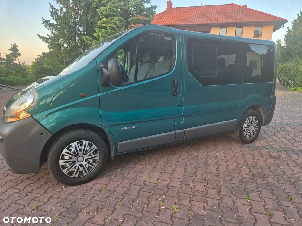 Renault Trafic - 10