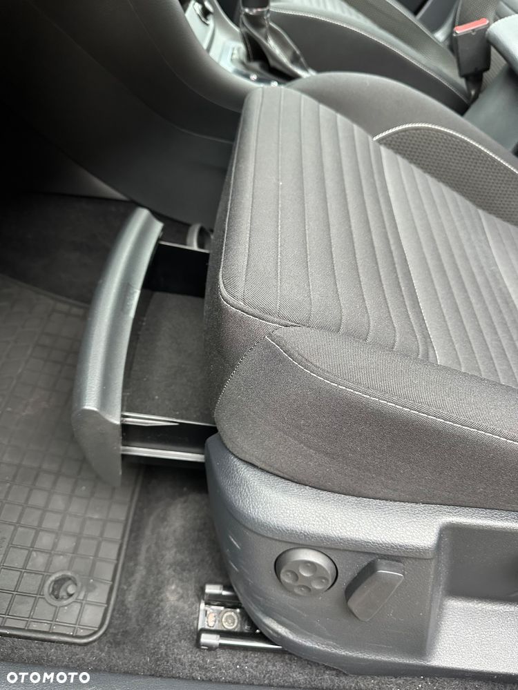 Volkswagen Sharan 2.0 TDI DSG BlueMotion Technology Cup - 22