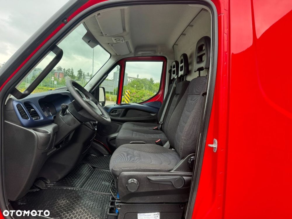Iveco Daily - 33