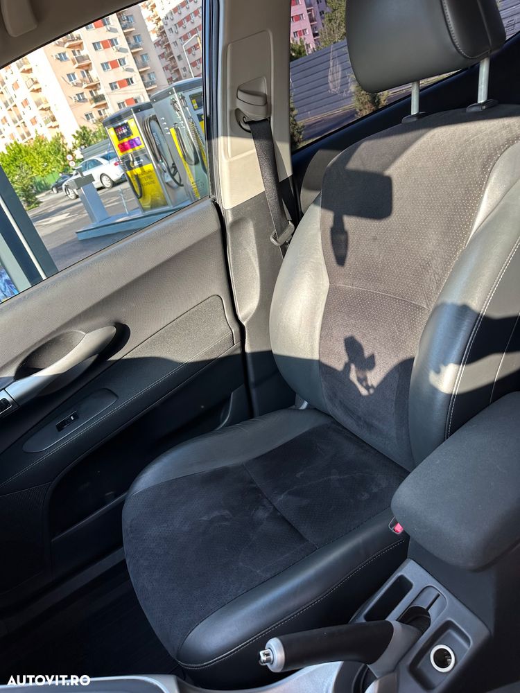 Toyota Auris - 6