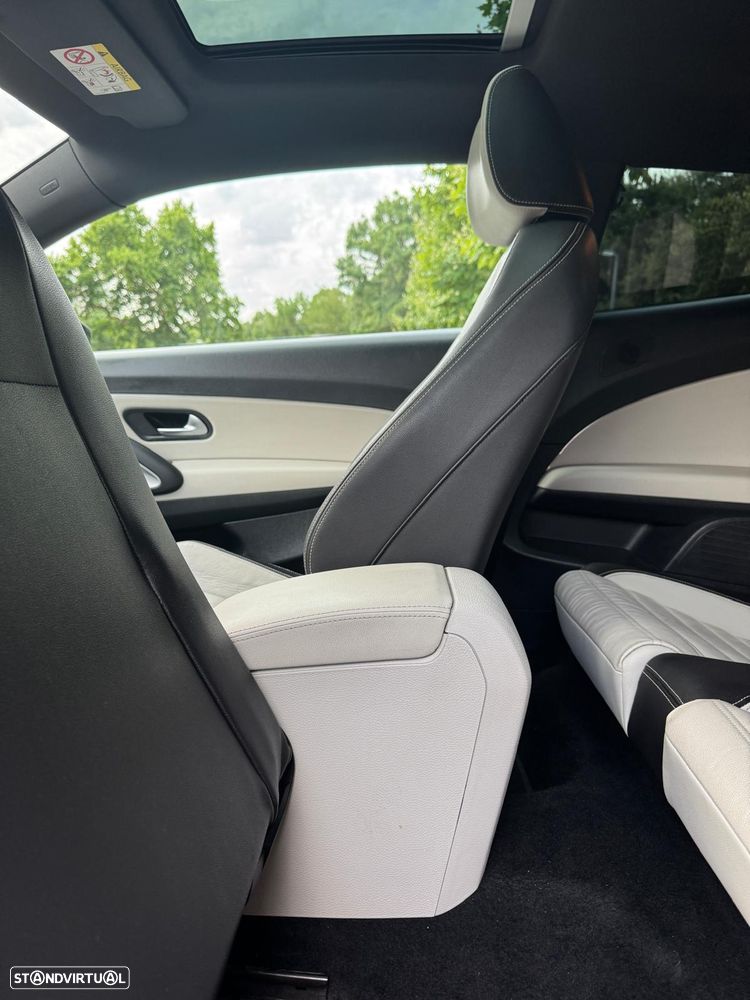 VW Scirocco 2.0 TDI Sport DSG - 14