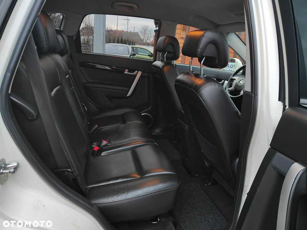 Chevrolet Captiva 2.2 2WD LT+ - 24