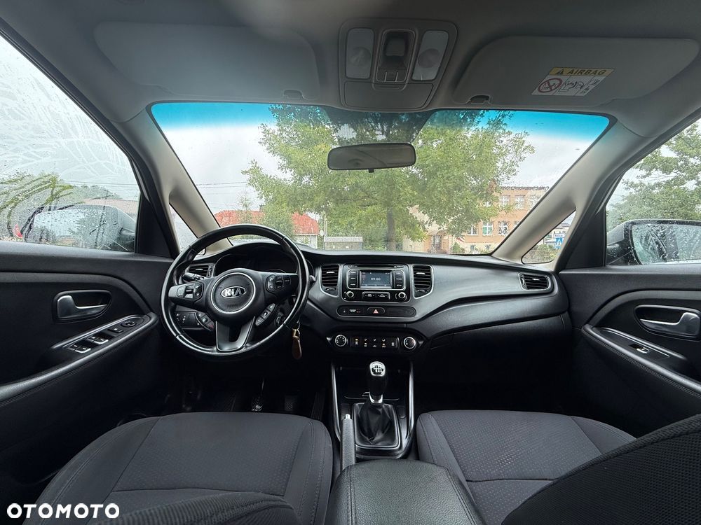 Kia Carens 1.7 CRDi 115 Dream Team Edition - 31