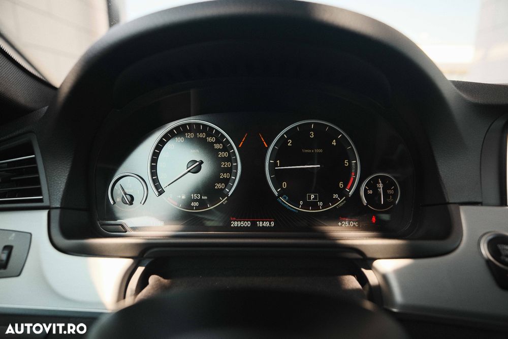 BMW Seria 5 520d - 18